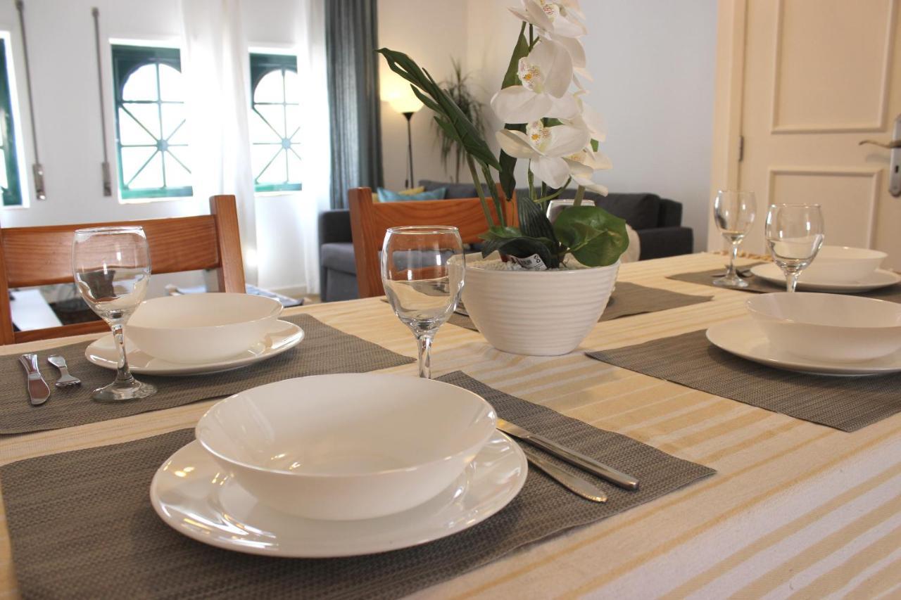 Lovely Apartment In The Center Of Αβέιρο Εξωτερικό φωτογραφία